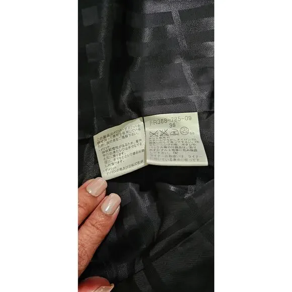 Burberry Belted Trench Coat with Nova Check Lining & Detachable Vest - Picture 7 of 16